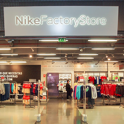 suspicaz visa Perseo Nike Clearance Store - Centro Comercial The Outlet Stores Alicante